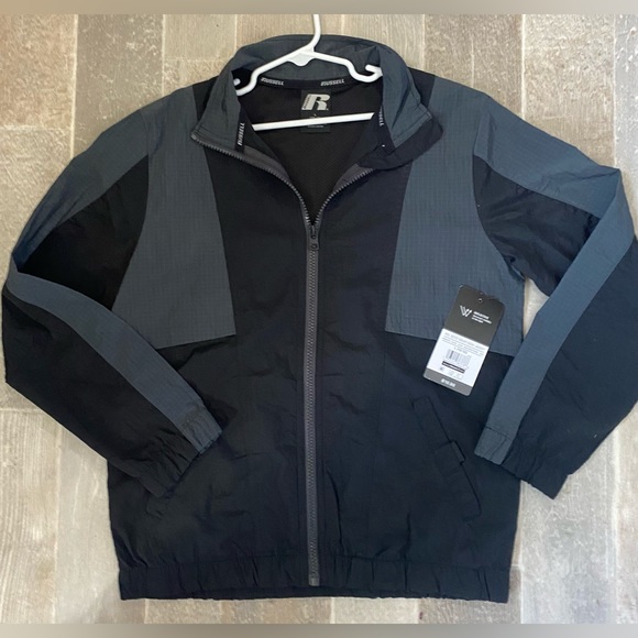 NWT Boys Russell lightweight reflective jacket. Size 10/12 - Picture 1 of 4